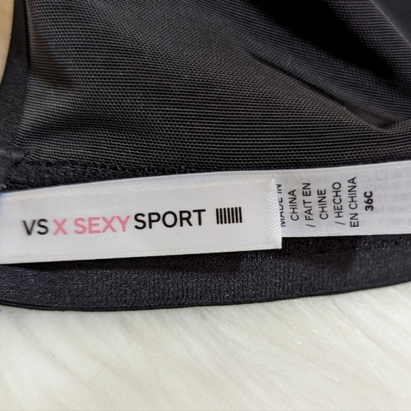 VICTORIA'S SECRET VSX Showtime Sports Bra - Picture 5 of 5